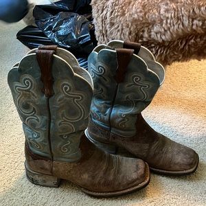 Ariat color top boots